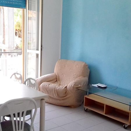 2 Bedrooms Appartement At Pescara 300 M Away From The Beach With Balcony And Wifi Экстерьер фото