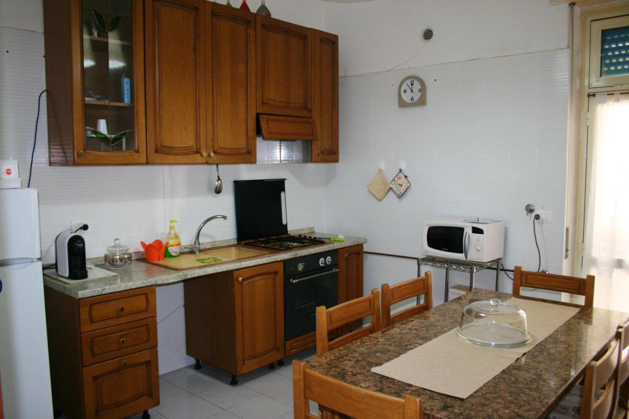 2 Bedrooms Appartement At Pescara 300 M Away From The Beach With Balcony And Wifi Экстерьер фото
