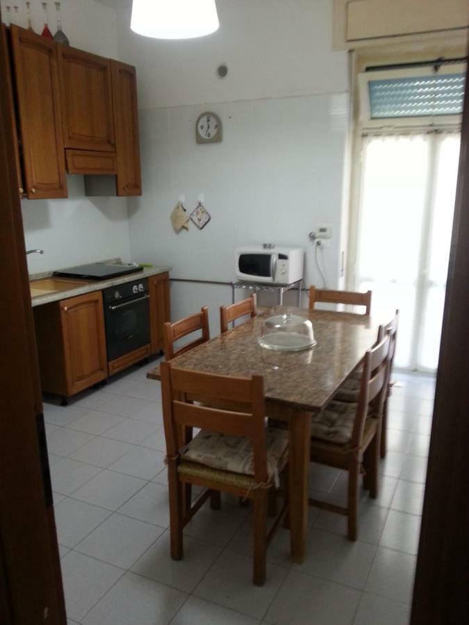 2 Bedrooms Appartement At Pescara 300 M Away From The Beach With Balcony And Wifi Экстерьер фото